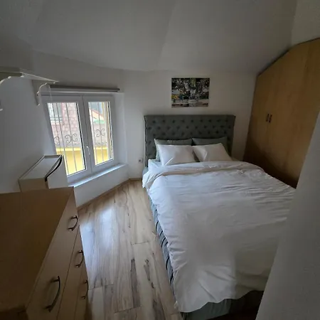 Emi Quiet & Cozy Apartman Belgrád