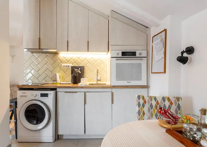 아파트 Emi Quiet & Cozy